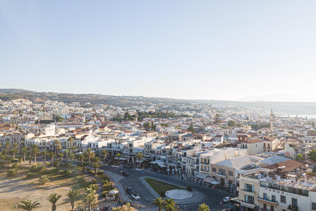 V77 Seafront Suites Rethymno  Exterior photo