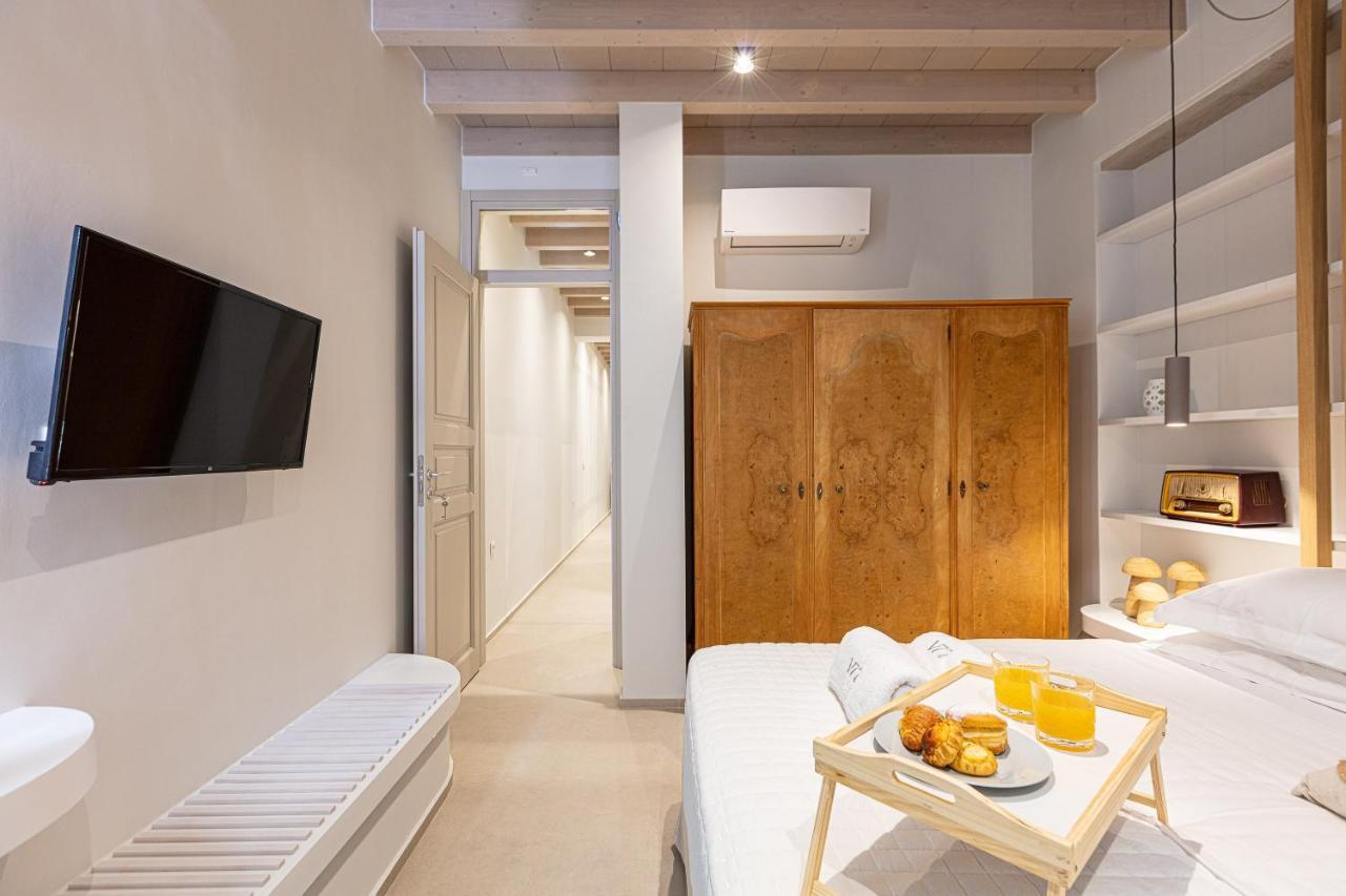 V77 Seafront Suites Rethymno  Exterior photo