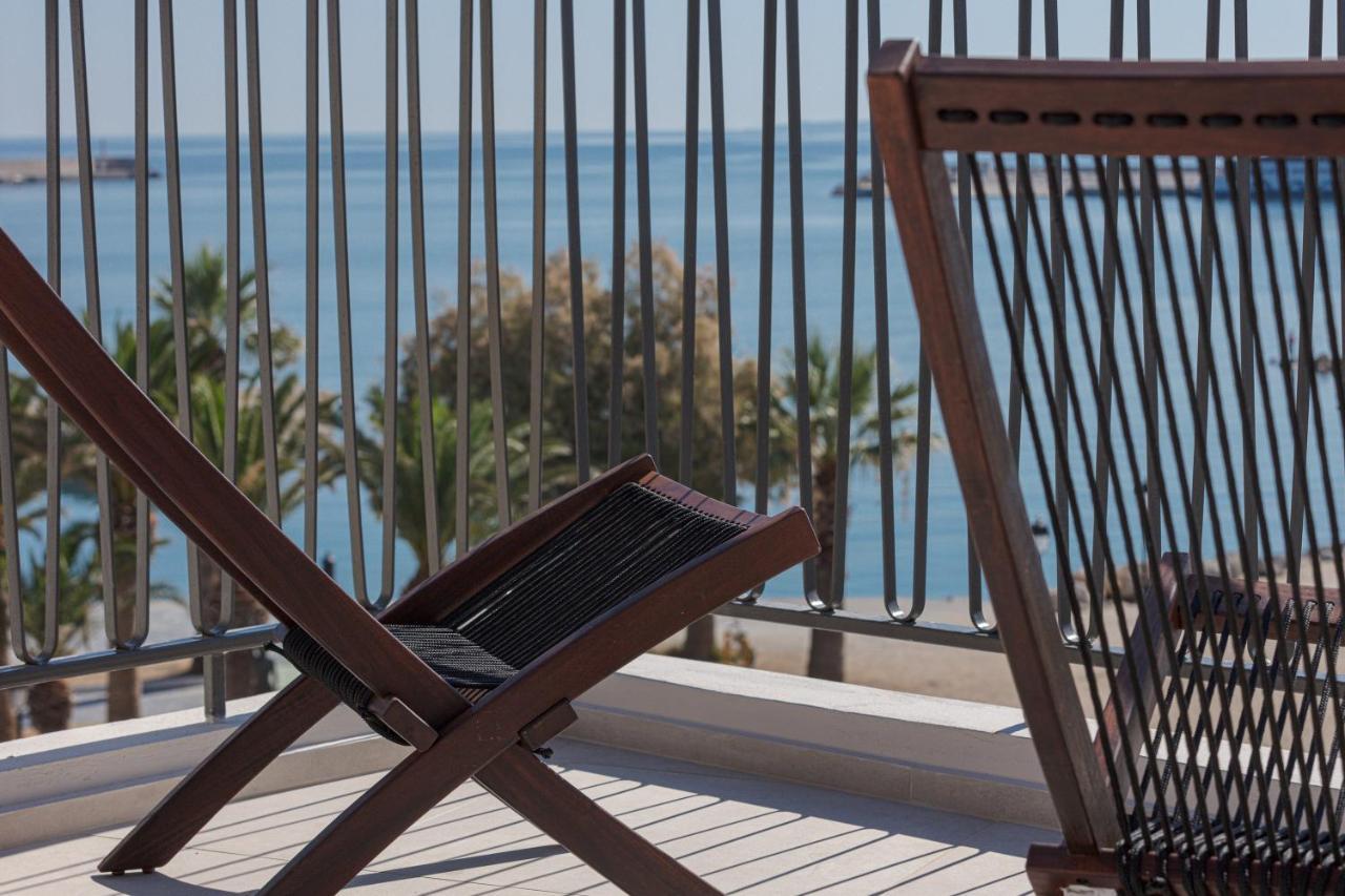 V77 Seafront Suites Rethymno  Exterior photo